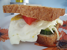 An egg sandwich