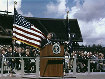 US President John Kennedy set a goal of a trip to the moon