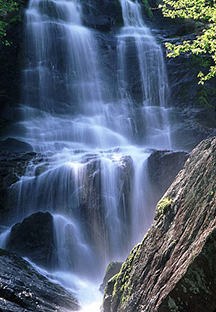 A waterfall and spray cliff in the mountains of Virginia